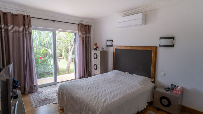 Image No.3-4 Bed Villa for sale