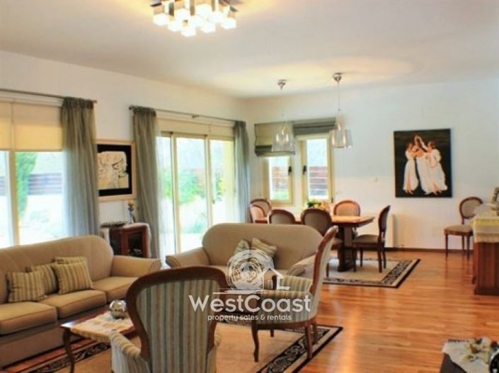 Image No.3-4 Bed Villa for sale