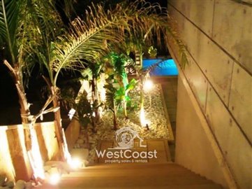 35168-for-sale-6-bedrooms-modern-luxury-villa