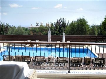 60416-4-bedroom-villa-1-bedroom-apartment-in-