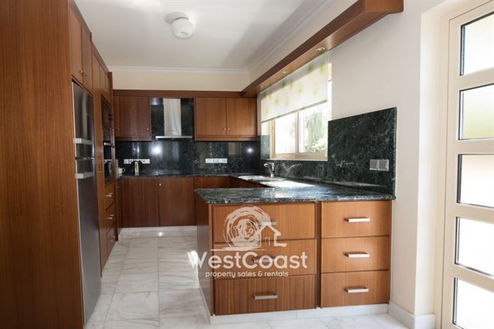 Image No.7-5 Bed Villa for sale