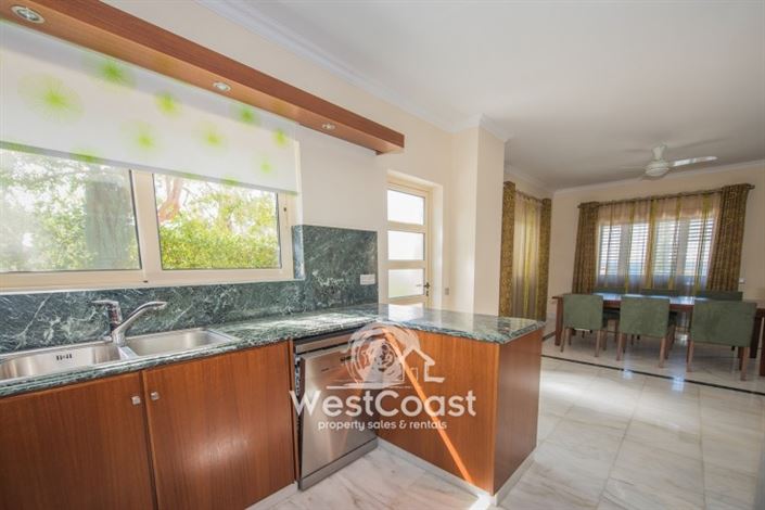 Image No.8-5 Bed Villa for sale