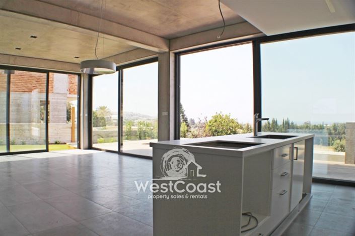 Image No.9-3 Bed Villa for sale