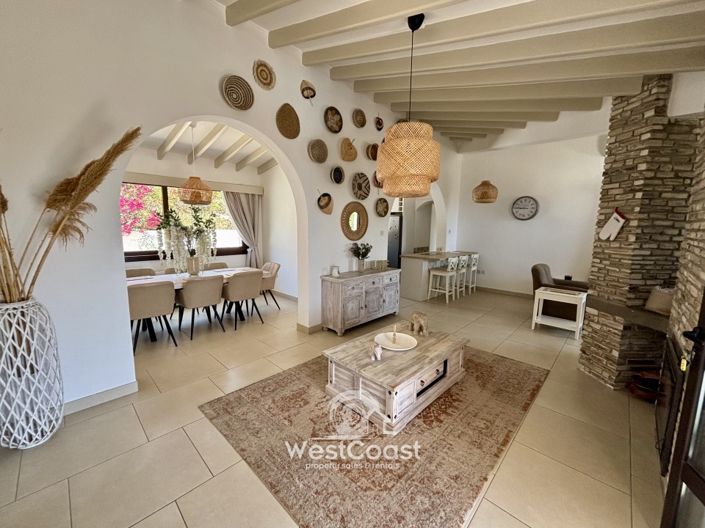 Image No.2-4 Bed Bungalow for sale