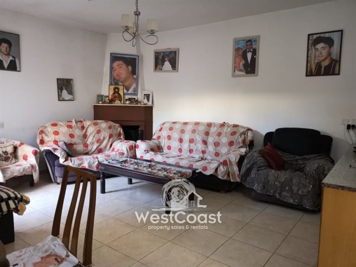 Image No.5-10 Bed Commercial for sale