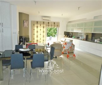 100082-detached-villa-for-sale-in-kissonergaf