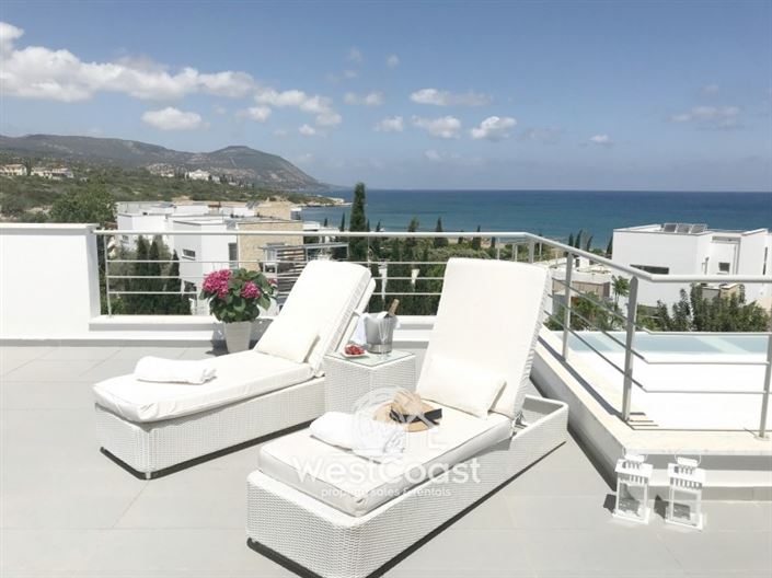 Image No.3-4 Bed Villa for sale