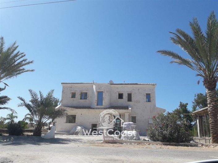 Image No.3-3 Bed Villa for sale