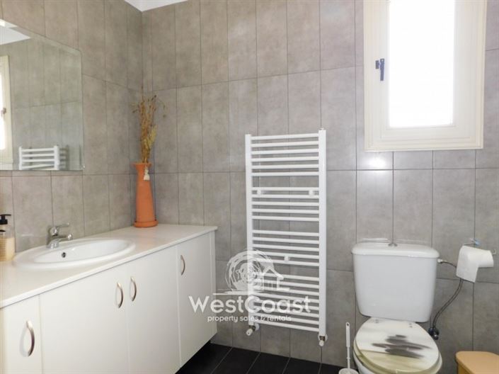 Image No.10-4 Bed Villa for sale