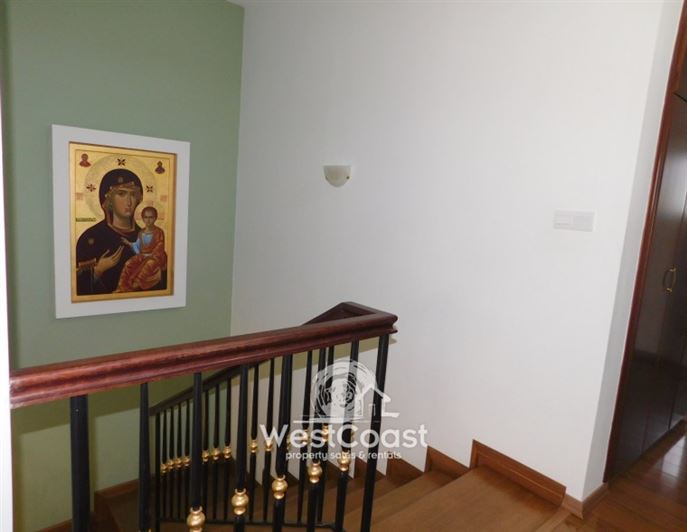 Image No.10-4 Bed Villa for sale