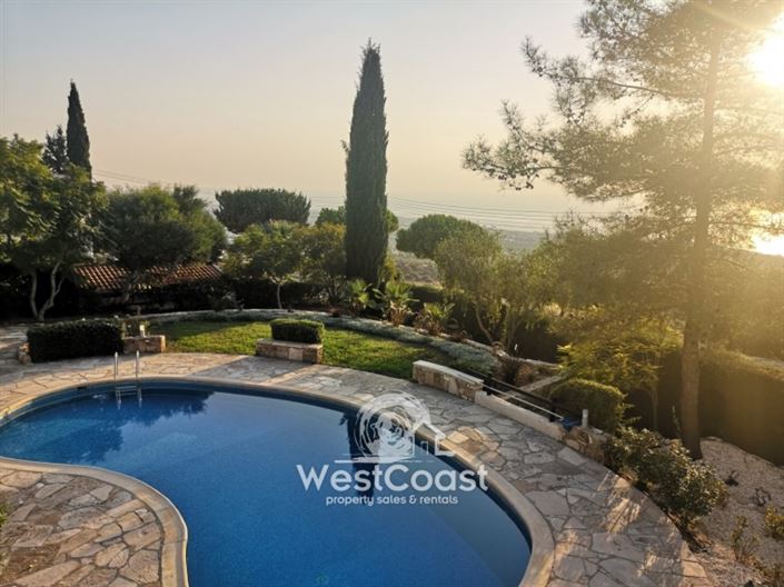 Image No.3-3 Bed Villa for sale