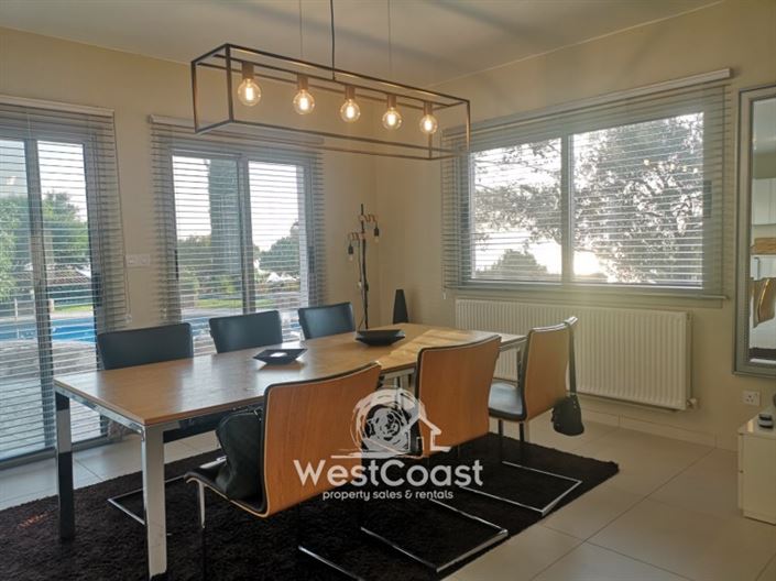 Image No.7-3 Bed Villa for sale