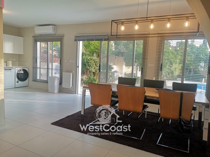 Image No.8-3 Bed Villa for sale