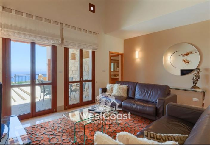 Image No.9-3 Bed Villa for sale