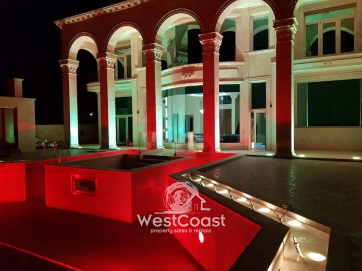 Image No.8-5 Bed Villa for sale