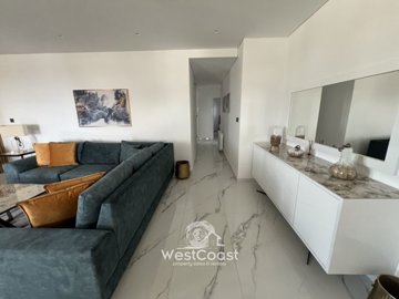 169332-penthouse-for-sale-in-universalfull