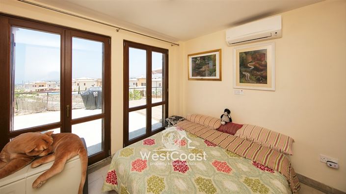 Image No.9-3 Bed Apartment for sale