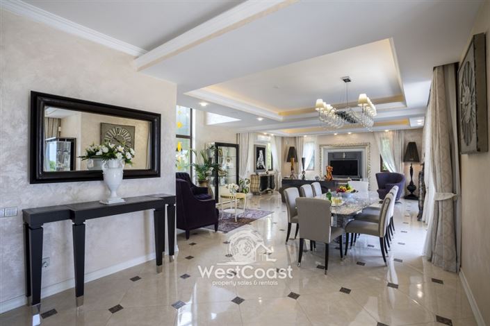 Image No.6-5 Bed Villa for sale