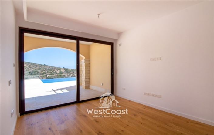 Image No.10-4 Bed Villa for sale