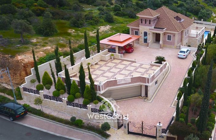Image No.3-6 Bed Villa for sale