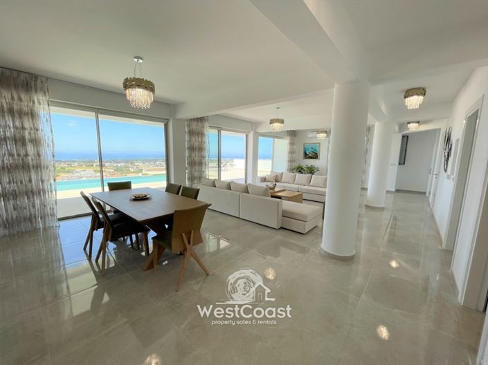 Image No.9-3 Bed Villa for sale