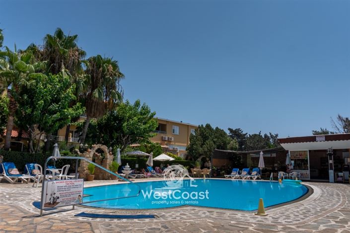 Image No.2-20 Bed Commercial for sale