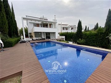 166492-detached-villa-for-sale-in-latchifull