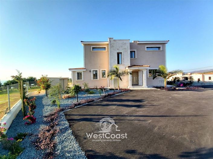 Image No.8-4 Bed Villa for sale