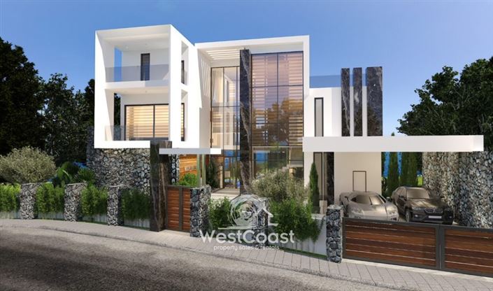 Image No.5-8 Bed Villa for sale