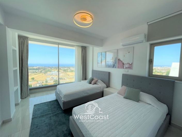 Image No.5-Villa de 5 chambres à vendre à Yeroskipou