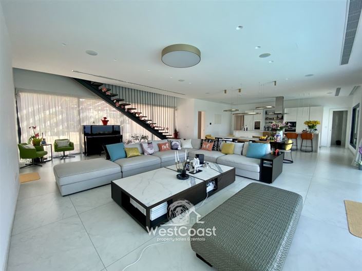 Image No.2-5 Bed Villa for sale