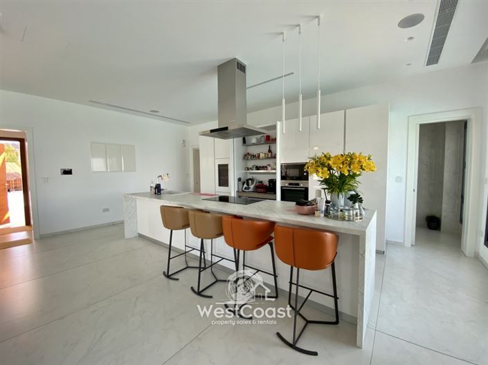 Image No.5-5 Bed Villa for sale