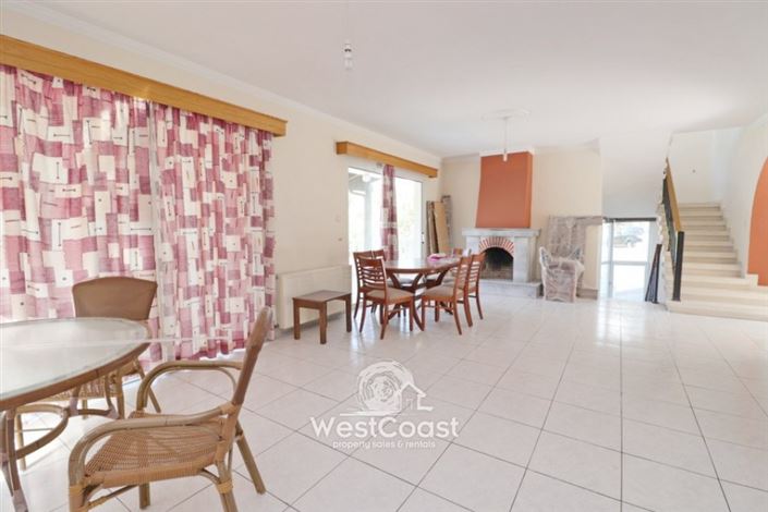 Image No.5-3 Bed Villa for sale