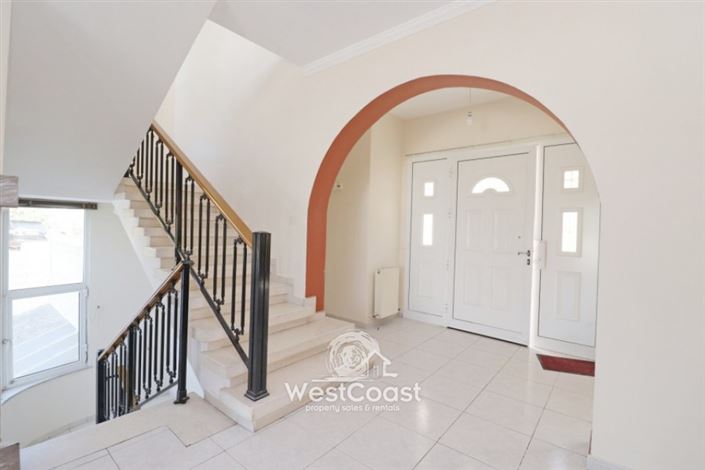 Image No.7-3 Bed Villa for sale