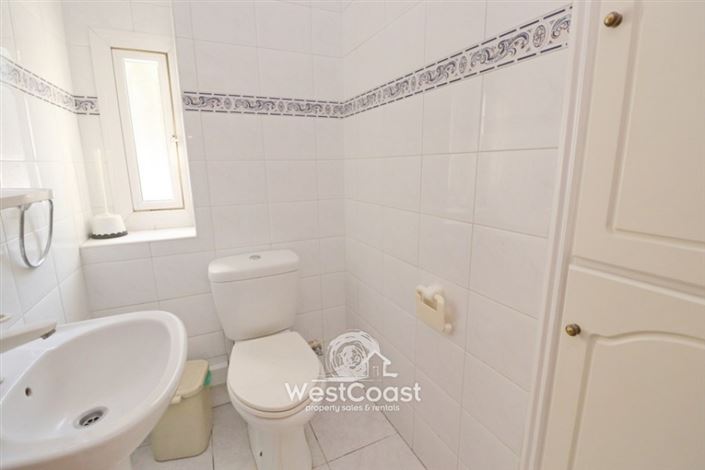 Image No.8-3 Bed Villa for sale