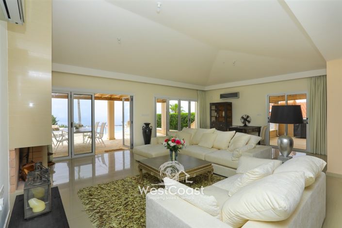 Image No.2-5 Bed Bungalow for sale