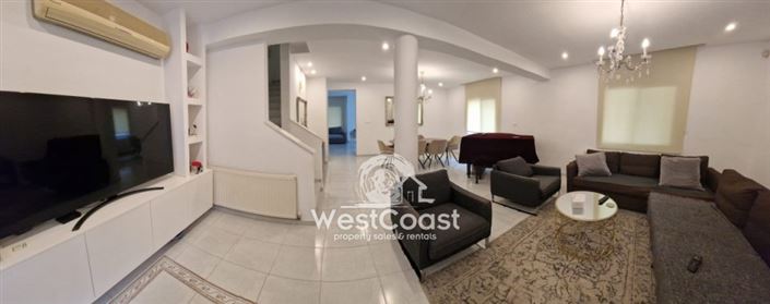 Image No.3-5 Bed Villa for sale