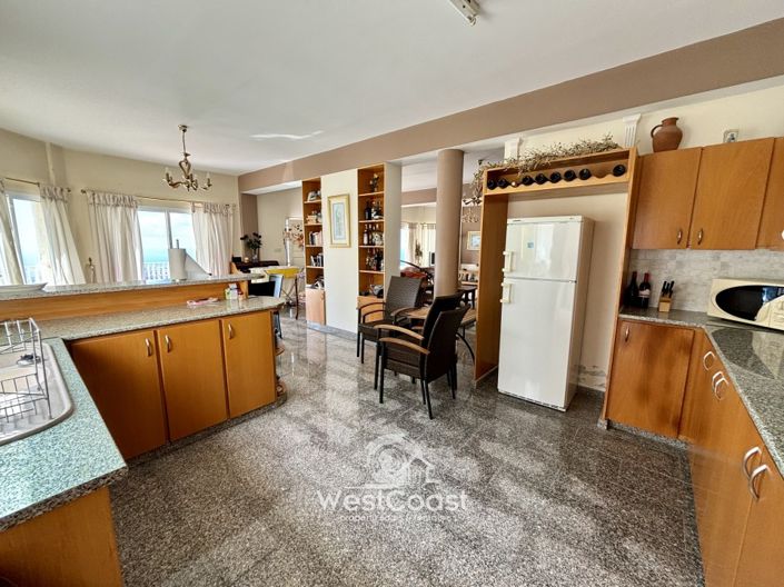 Image No.5-4 Bed Villa for sale