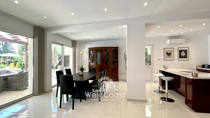 Image No.6-4 Bed Villa for sale