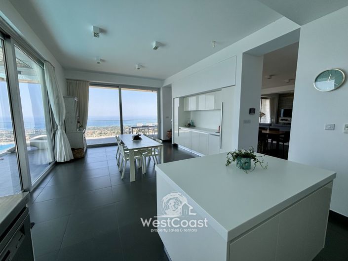 Image No.5-6 Bed Villa for sale