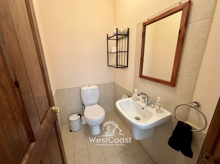 Image No.10-3 Bed Villa for sale