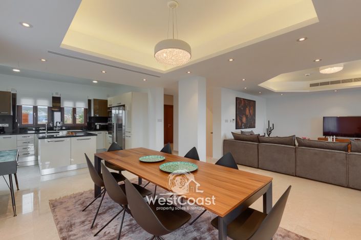 Image No.8-5 Bed Villa for sale