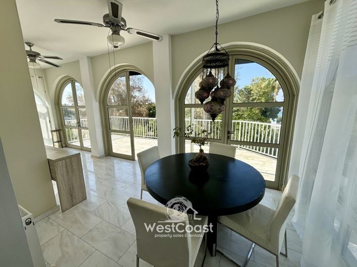 Image No.3-5 Bed Villa for sale