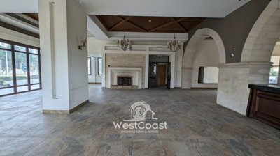 183123-building-for-sale-in-tombs-of-the-king