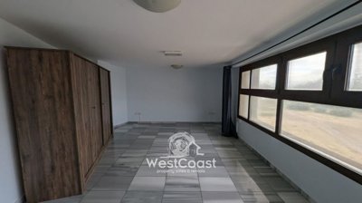 183124-building-for-sale-in-tombs-of-the-king