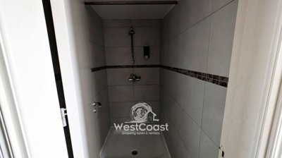 183127-building-for-sale-in-tombs-of-the-king