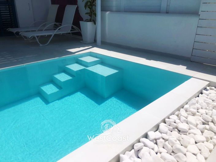 Image No.8-2 Bed Villa for sale