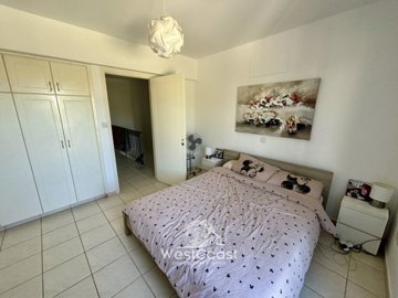 175847-town-house-for-sale-in-peyiafull