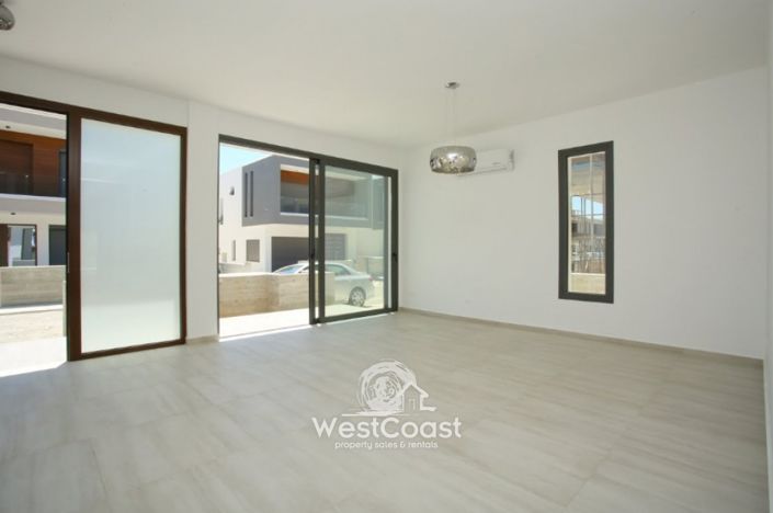 Image No.4-3 Bed Villa for sale