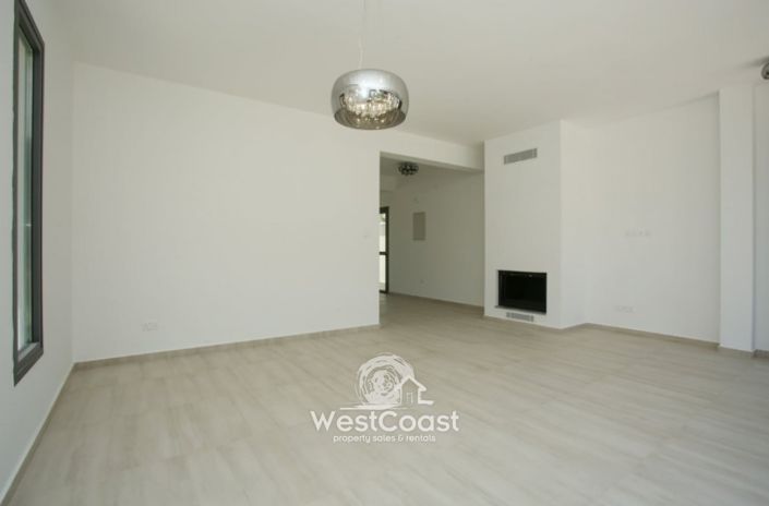 Image No.9-3 Bed Villa for sale